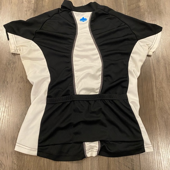 Women’s Primal Cycling Jersey - Picture 2 of 3